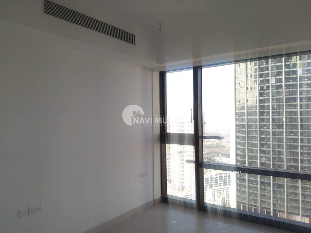 Rent Flat 950  Sqft -  105000